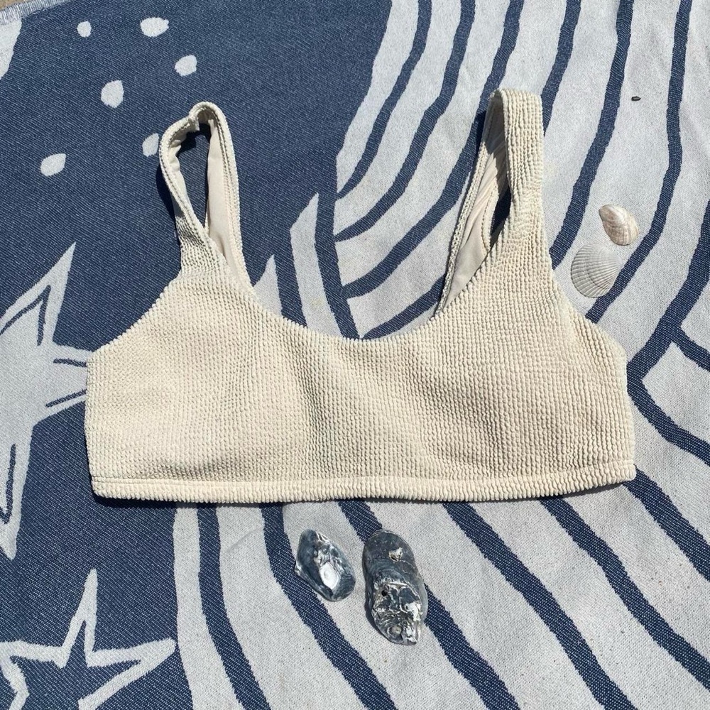 Hollister Boho Earthy Cream Colored Ripple Textured Scoop Neck Swim Top Sz L